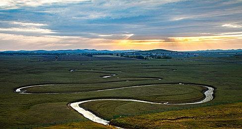 《妮姬：胜利女神》新角色坎西视频 车头灯太大了